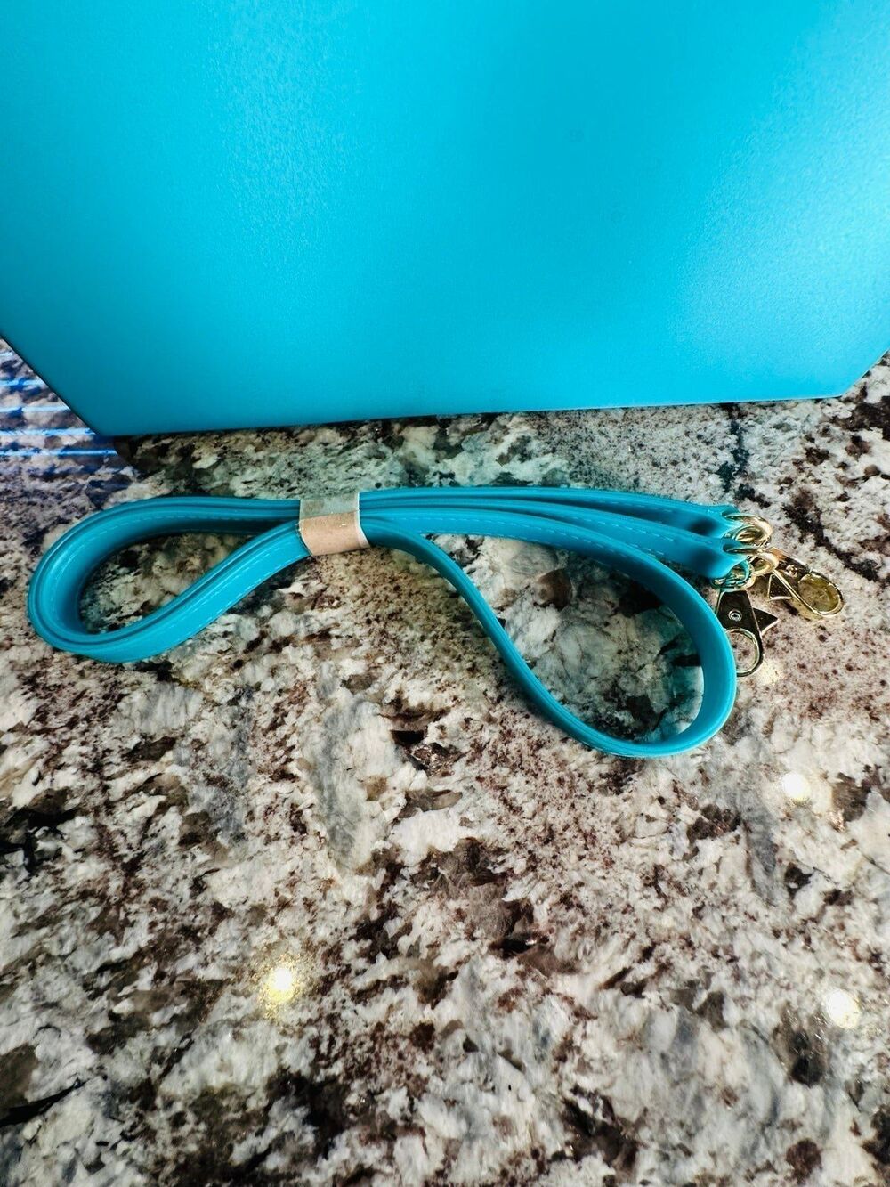 Handbag - Picture 3 of 12